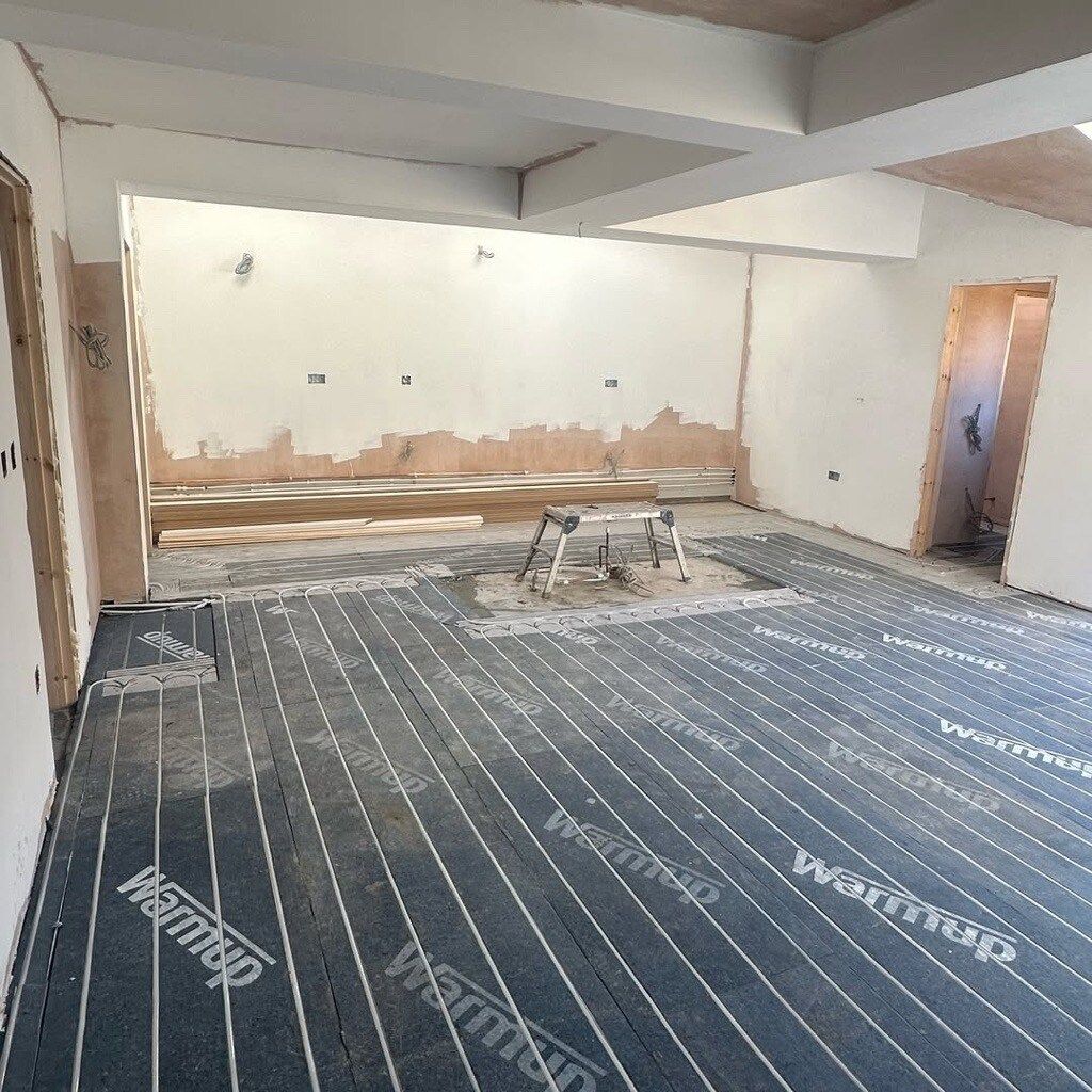 Plancher chauffant hydraulique mince